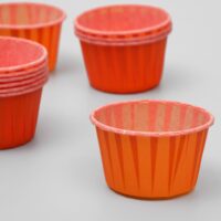 100 cups orange