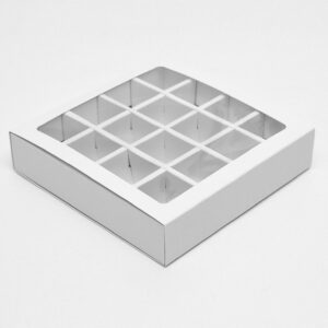 16 candies box white